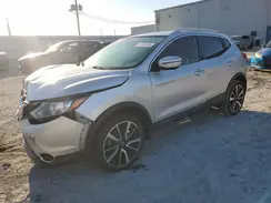 JN1BJ1CP1HW013985 2017 NISSAN ROGUE