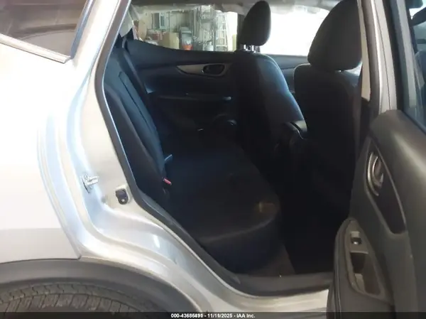 JN1BJ1CP1HW014506 2017 NISSAN ROGUE - Image 8