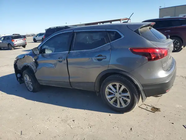 JN1BJ1CP1HW014876 2017 NISSAN ROGUE - Image 2