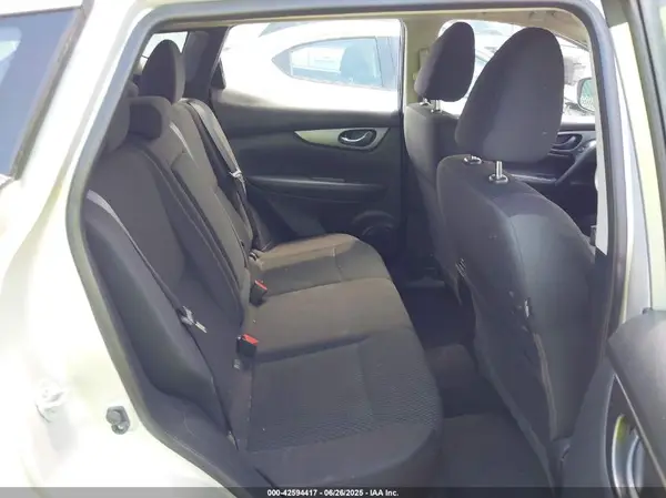 JN1BJ1CP1HW016952 2017 NISSAN ROGUE - Image 8
