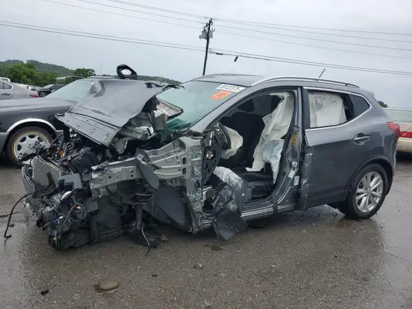 JN1BJ1CP1HW019737 2017 NISSAN ROGUE - Image 1