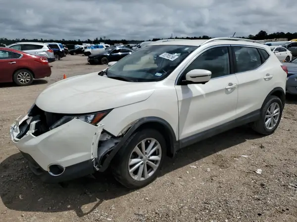 JN1BJ1CP1HW021259 2017 NISSAN ROGUE - Image 1