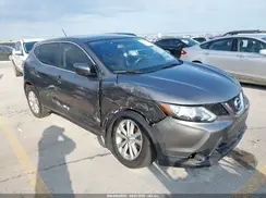JN1BJ1CP1HW022671 2017 NISSAN ROGUE