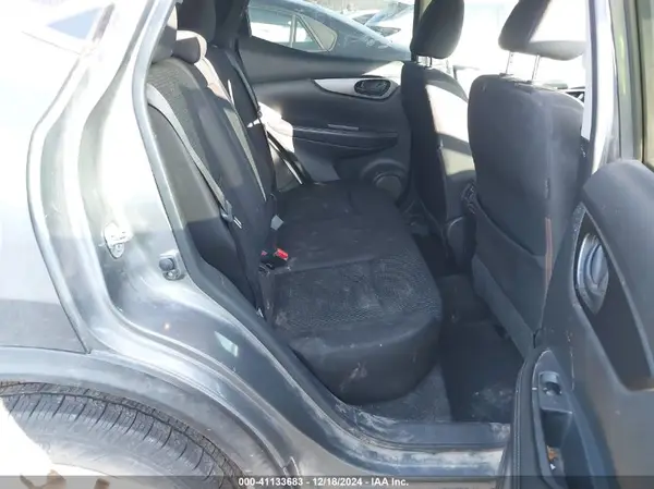 JN1BJ1CP1HW023738 2017 NISSAN ROGUE - Image 8