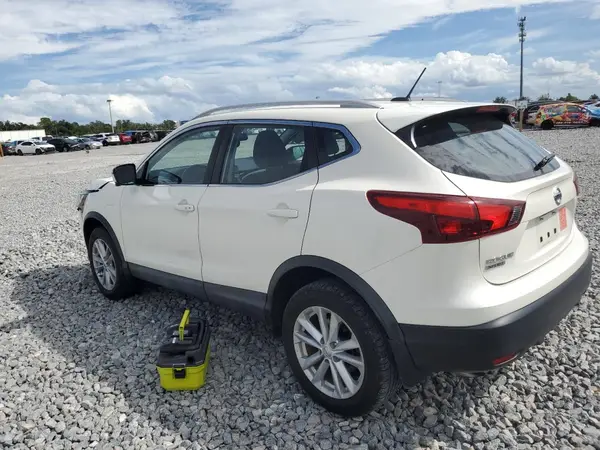 JN1BJ1CP1HW024906 2017 NISSAN ROGUE - Image 2