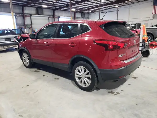 JN1BJ1CP1HW028003 2017 NISSAN ROGUE - Image 2