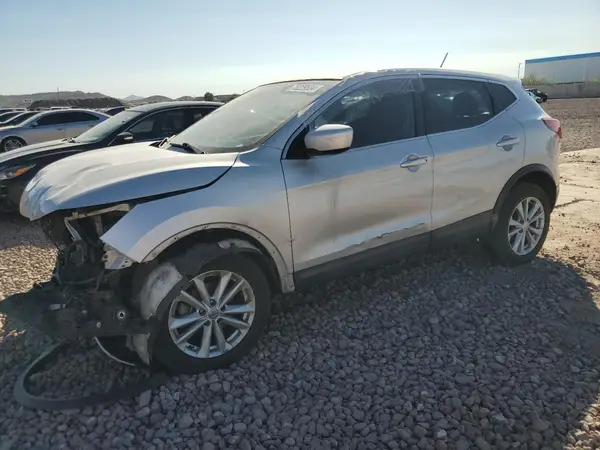 JN1BJ1CP1HW028437 2017 NISSAN ROGUE - Image 1