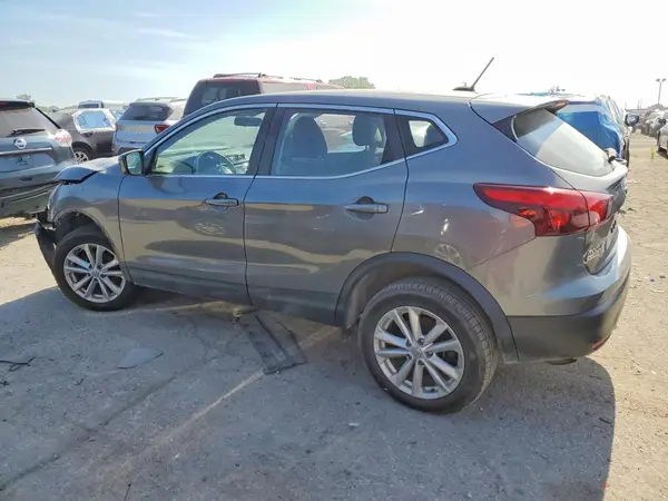 JN1BJ1CP1HW028793 2017 NISSAN ROGUE - Image 2