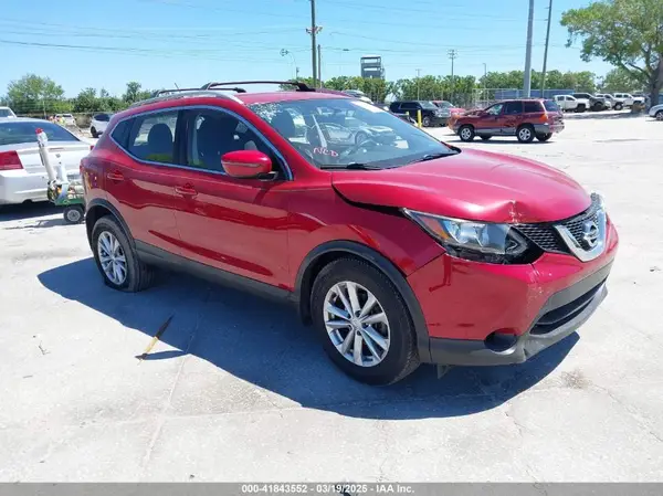 JN1BJ1CP1HW032990 2017 NISSAN ROGUE - Image 1