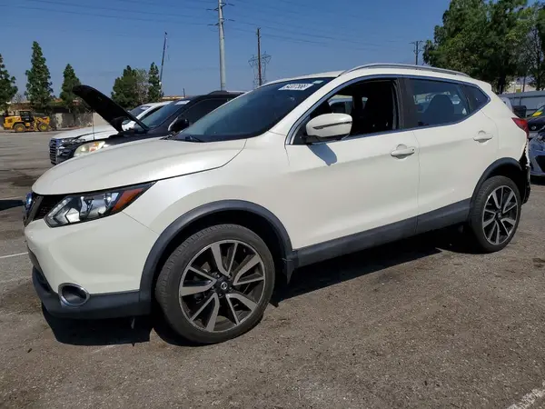 JN1BJ1CP1HW035601 2017 NISSAN ROGUE - Image 1