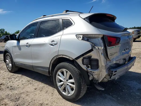JN1BJ1CP1HW036506 2017 NISSAN ROGUE - Image 2