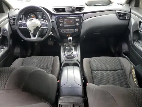 JN1BJ1CP1JW108245 2018 NISSAN ROGUE - Image 8