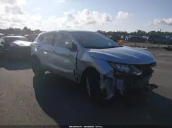 JN1BJ1CP1JW150852 2018 NISSAN ROGUE