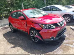 JN1BJ1CP1JW152228 2018 NISSAN ROGUE