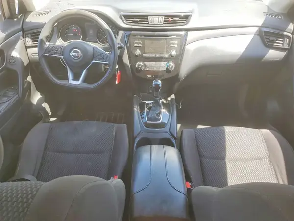 JN1BJ1CP1JW152973 2018 NISSAN ROGUE - Image 8