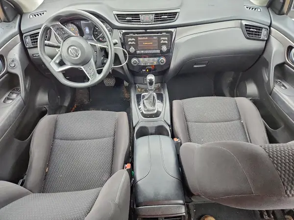 JN1BJ1CP1JW154867 2018 NISSAN ROGUE - Image 8