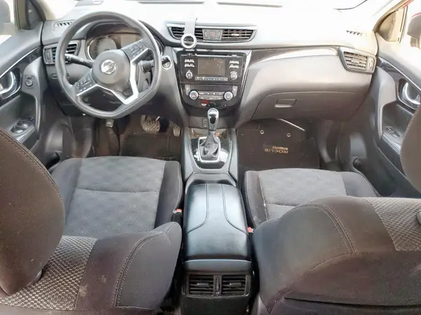 JN1BJ1CP1JW157848 2018 NISSAN ROGUE - Image 8