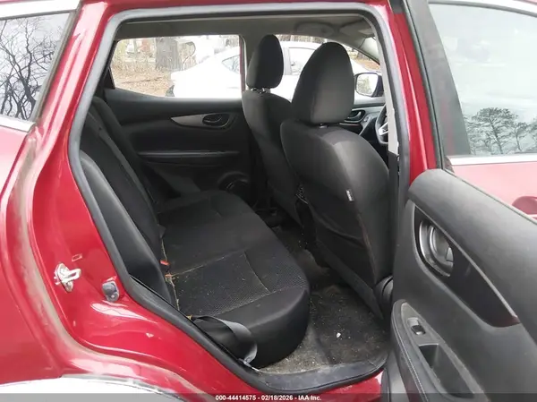 JN1BJ1CP1JW158675 2018 NISSAN ROGUE - Image 8