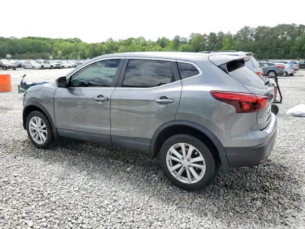 JN1BJ1CP1JW163178 2018 NISSAN ROGUE - Image 2