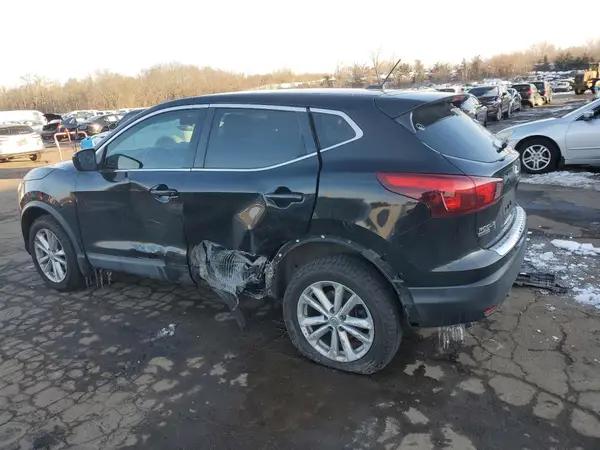 JN1BJ1CP1JW163486 2018 NISSAN ROGUE - Image 2