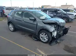 JN1BJ1CP1JW165304 2018 NISSAN ROGUE