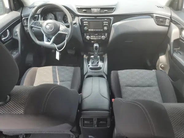 JN1BJ1CP1JW180773 2018 NISSAN ROGUE - Image 8