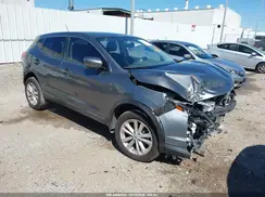 JN1BJ1CP1JW180868 2018 NISSAN ROGUE