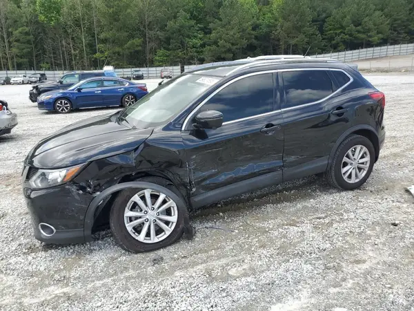 JN1BJ1CP1JW186007 2018 NISSAN ROGUE - Image 1