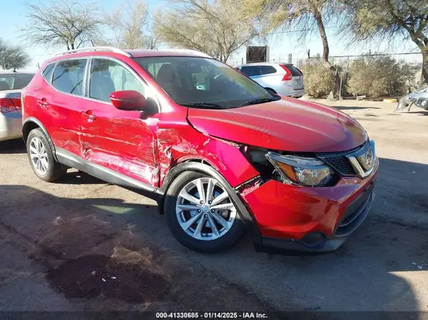 JN1BJ1CP1JW186606 2018 NISSAN ROGUE - Image 1