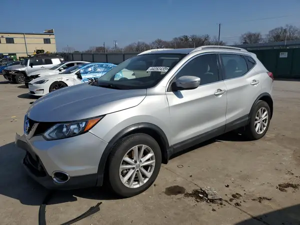 JN1BJ1CP1JW189487 2018 NISSAN ROGUE - Image 1