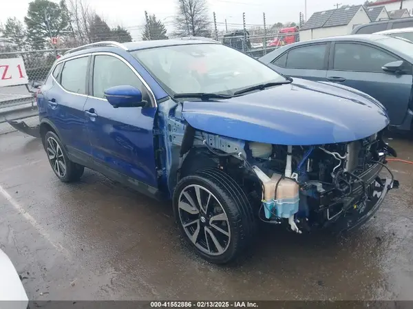 JN1BJ1CP1JW191160 2018 NISSAN ROGUE - Image 1