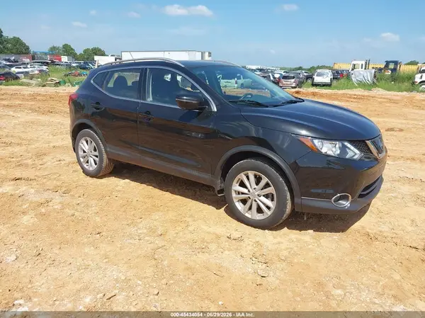 JN1BJ1CP1JW194723 2018 NISSAN ROGUE - Image 1