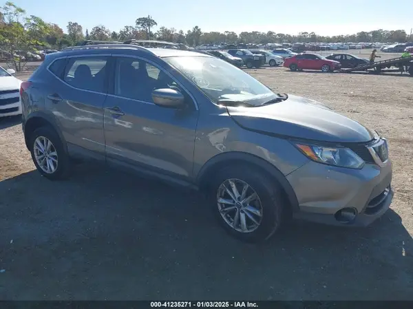 JN1BJ1CP1KW216527 2019 NISSAN ROGUE - Image 1
