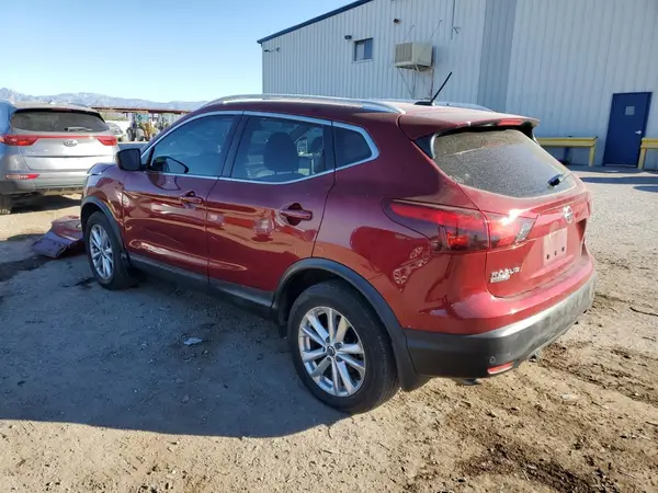 JN1BJ1CP1KW222568 2019 NISSAN ROGUE - Image 2