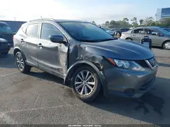 JN1BJ1CP1KW234963 2019 NISSAN ROGUE