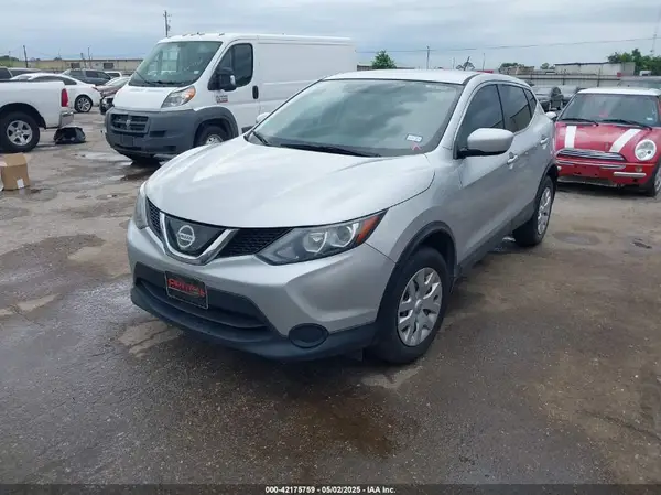 JN1BJ1CP1KW241766 2019 NISSAN ROGUE - Image 2