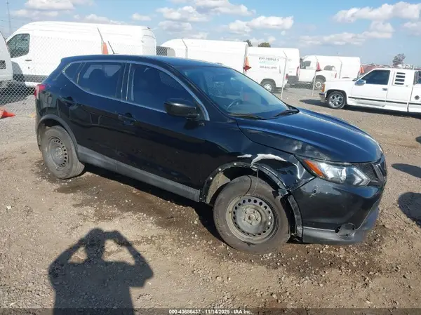 JN1BJ1CP1KW242688 2019 NISSAN ROGUE - Image 1