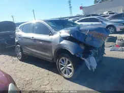 JN1BJ1CP1KW521977 2019 NISSAN ROGUE