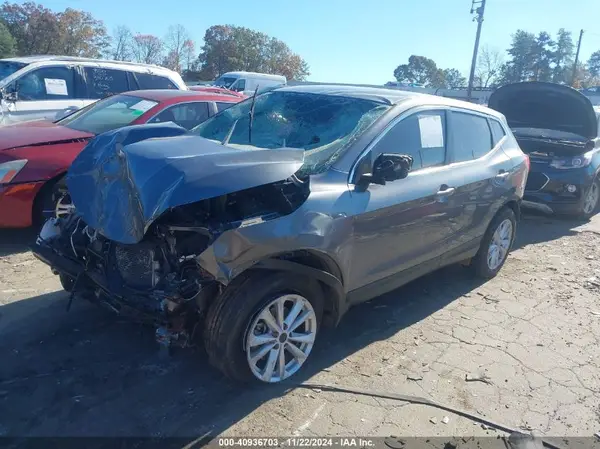 JN1BJ1CP1KW521977 2019 NISSAN ROGUE - Image 2