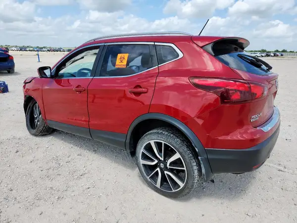 JN1BJ1CP2HW010173 2017 NISSAN ROGUE - Image 2
