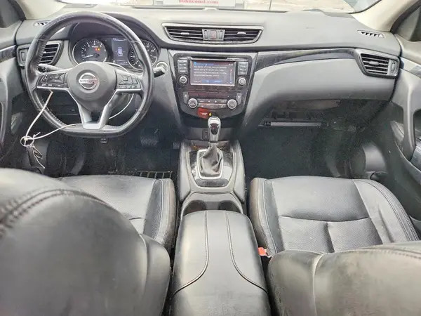 JN1BJ1CP2HW010531 2017 NISSAN ROGUE - Image 8