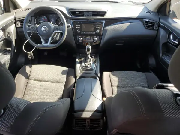 JN1BJ1CP2HW014000 2017 NISSAN ROGUE - Image 8