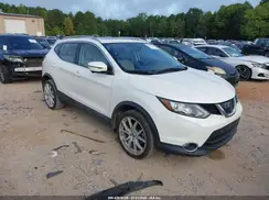 JN1BJ1CP2HW014420 2017 NISSAN ROGUE