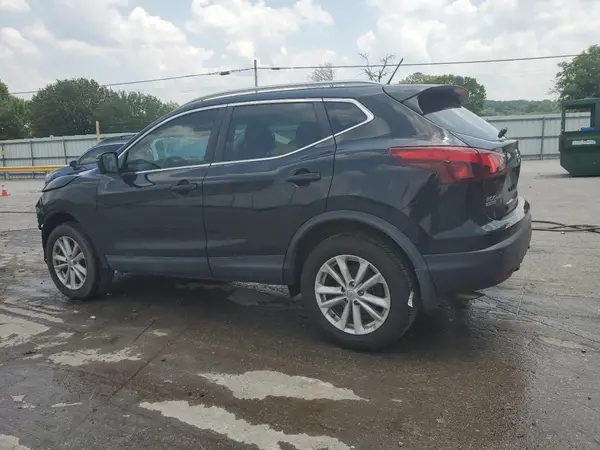 JN1BJ1CP2HW016944 2017 NISSAN ROGUE - Image 2