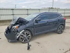 JN1BJ1CP2HW018659 2017 NISSAN ROGUE