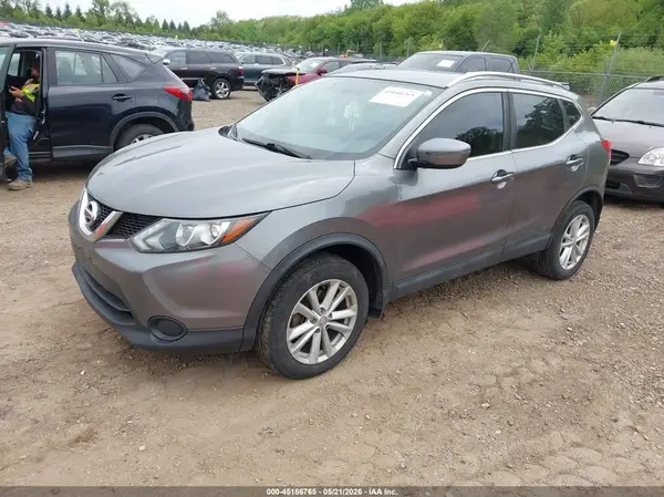 JN1BJ1CP2HW023084 2017 NISSAN ROGUE - Image 2