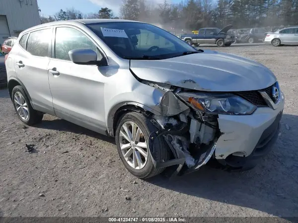JN1BJ1CP2HW024249 2017 NISSAN ROGUE - Image 1