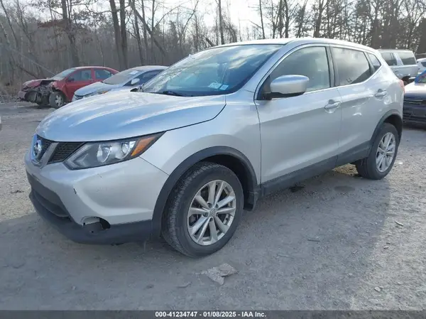JN1BJ1CP2HW024249 2017 NISSAN ROGUE - Image 2