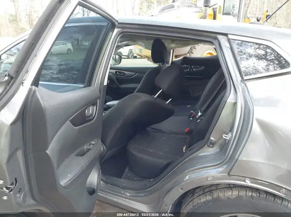 JN1BJ1CP2HW025319 2017 NISSAN ROGUE - Image 8