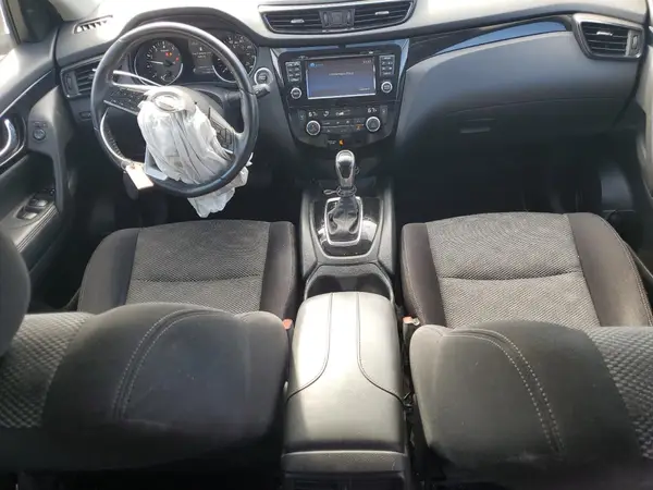 JN1BJ1CP2HW026518 2017 NISSAN ROGUE - Image 8
